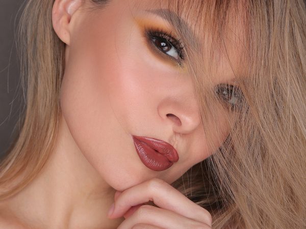 Макияж с палеткой Huda Beauty: образ на каждый день