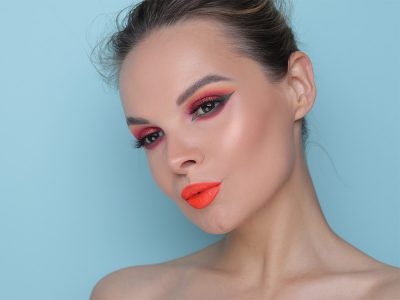 Зелёные стрелки и оранжевые губы: психология цвета